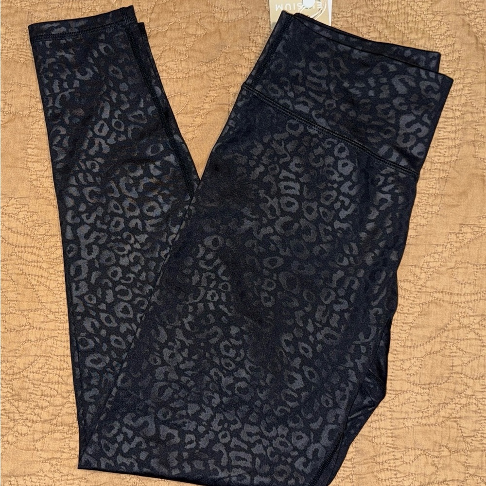 BuffBunny Rebel Legging- Black Leopard Print